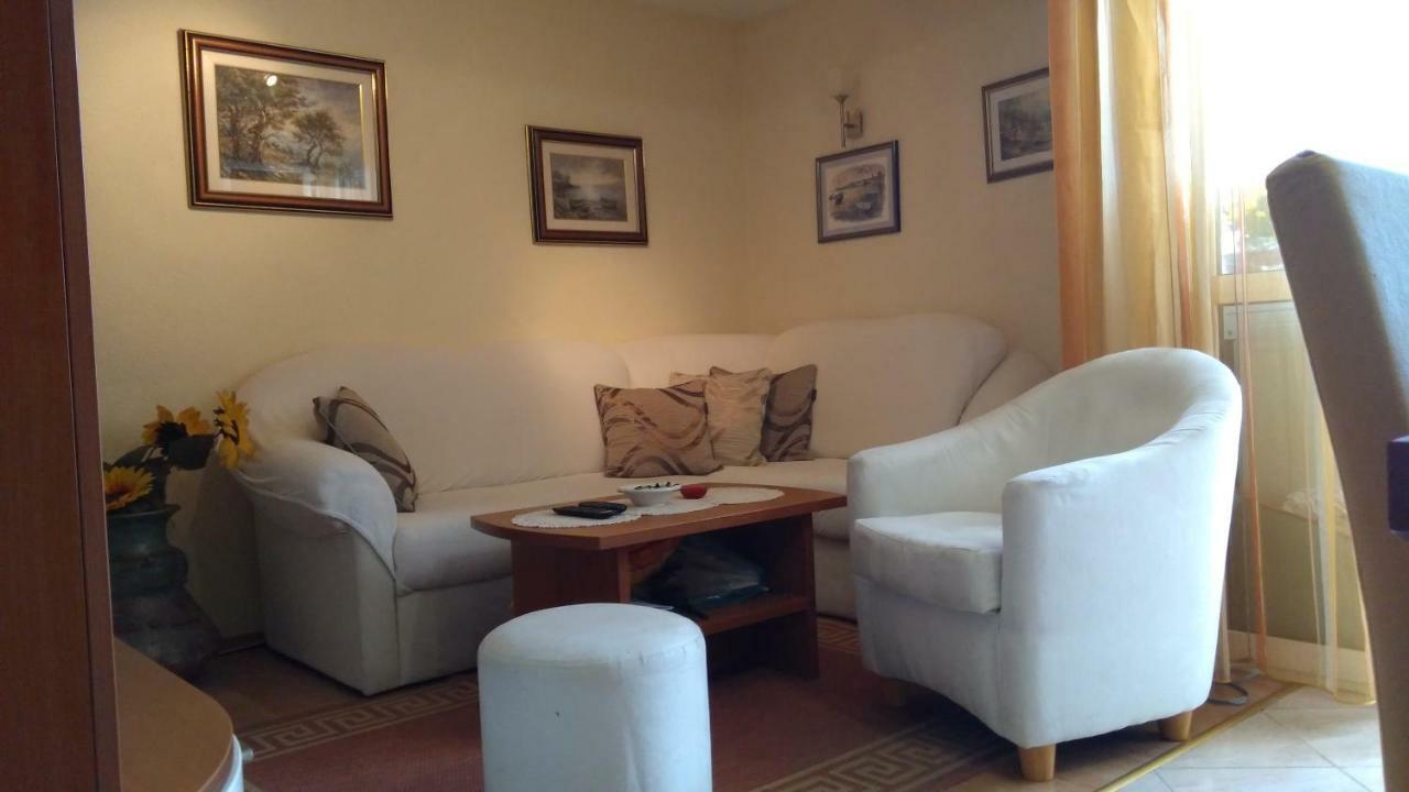 Apartment Tatjana Vis Luaran gambar