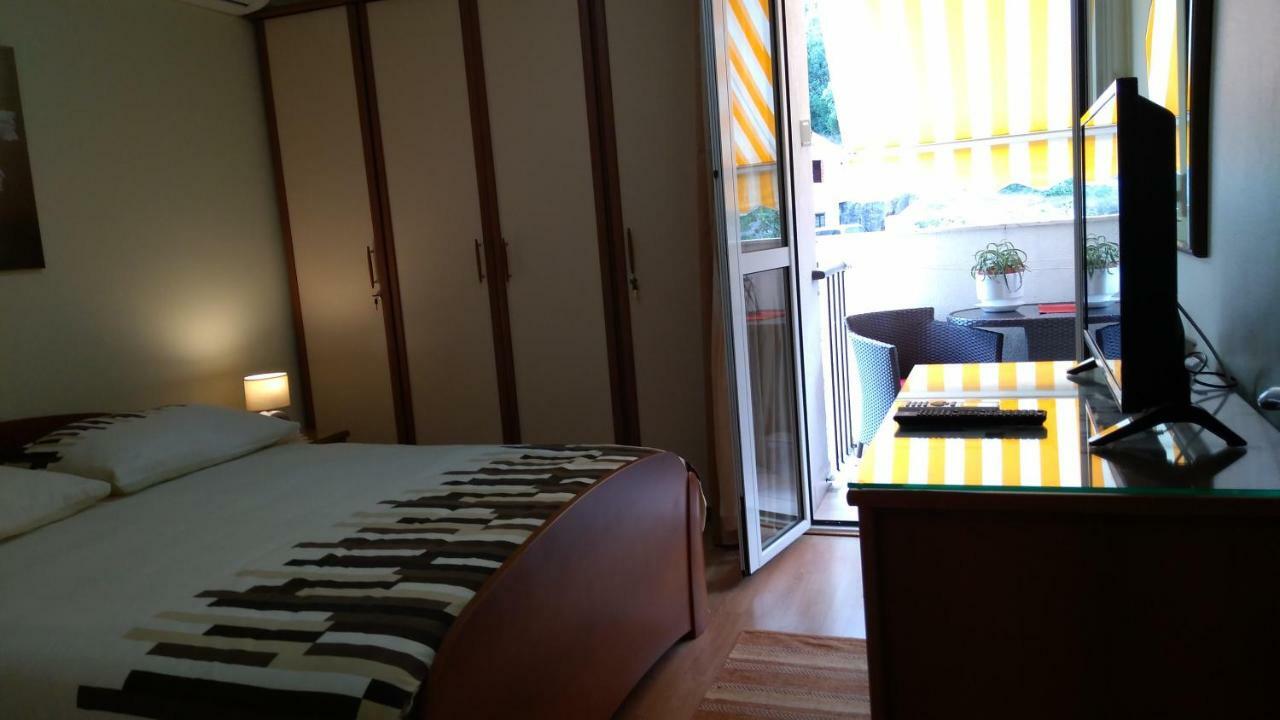 Apartment Tatjana Vis Luaran gambar