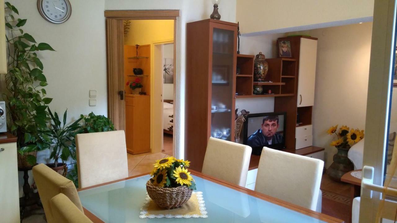 Apartment Tatjana Vis Luaran gambar